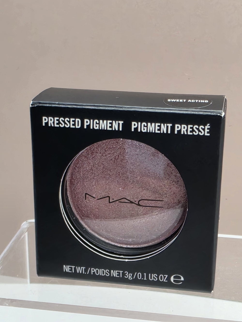 DISCONTINUED MAC Pressed Pigment- "Sweet Acting"